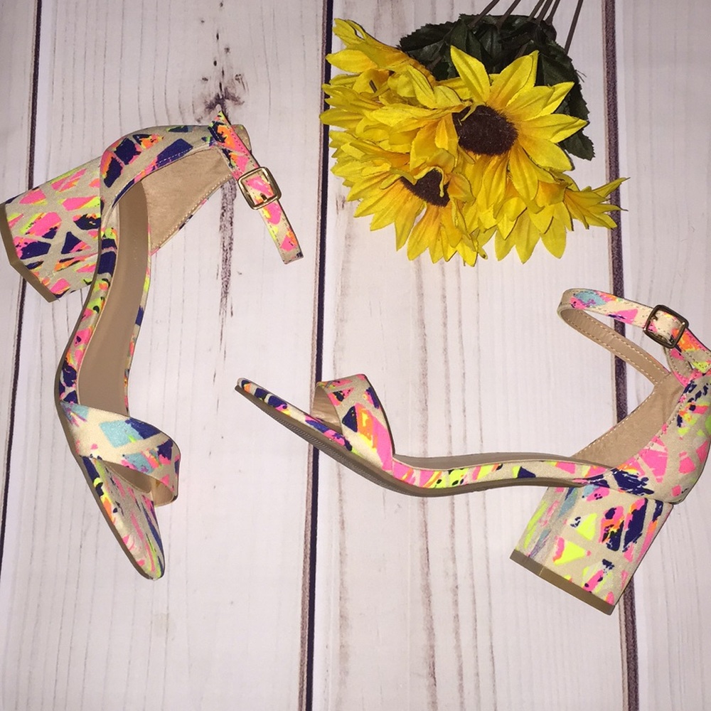 NWOT BAMBOO HEELSSS !! 💓